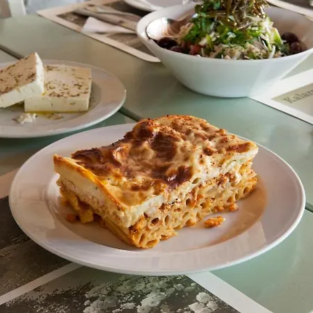 Kalamitsi מלון 3*