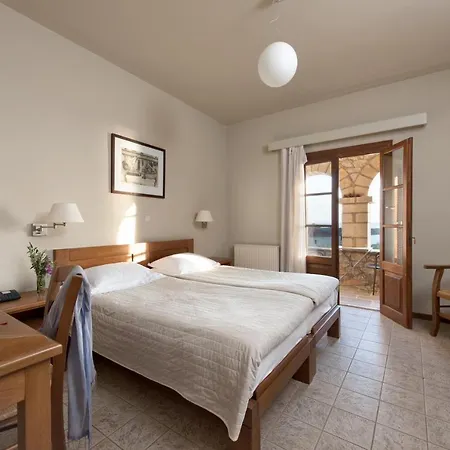 Kalamitsi 卡德哈米利