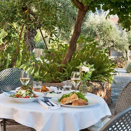 Kalamitsi 3* 卡德哈米利