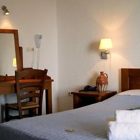 Kalamitsi 卡德哈米利